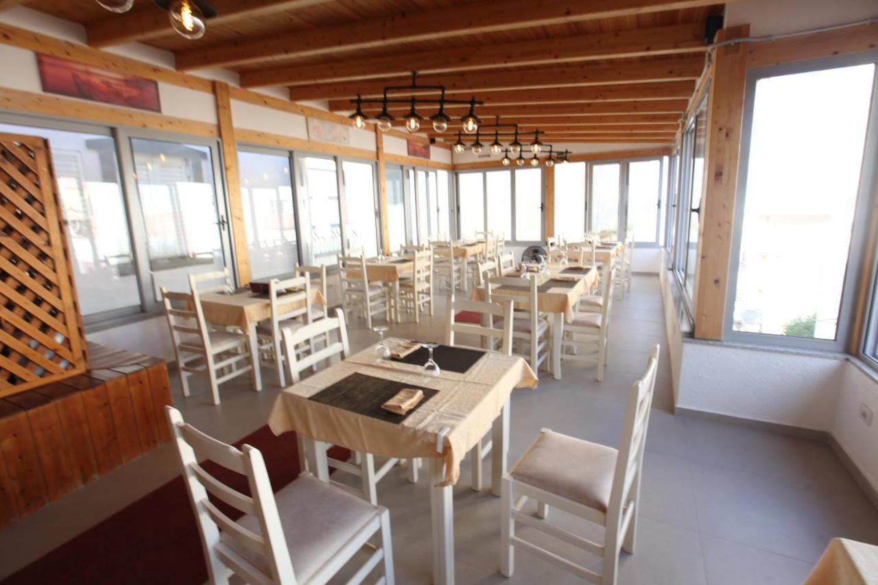 Hotel Prishtina Sarande Exterior photo