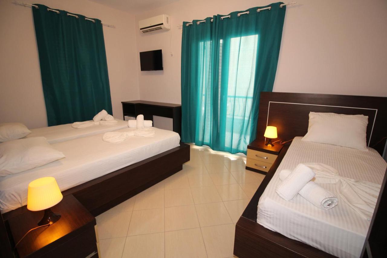 Hotel Prishtina Sarande Exterior photo